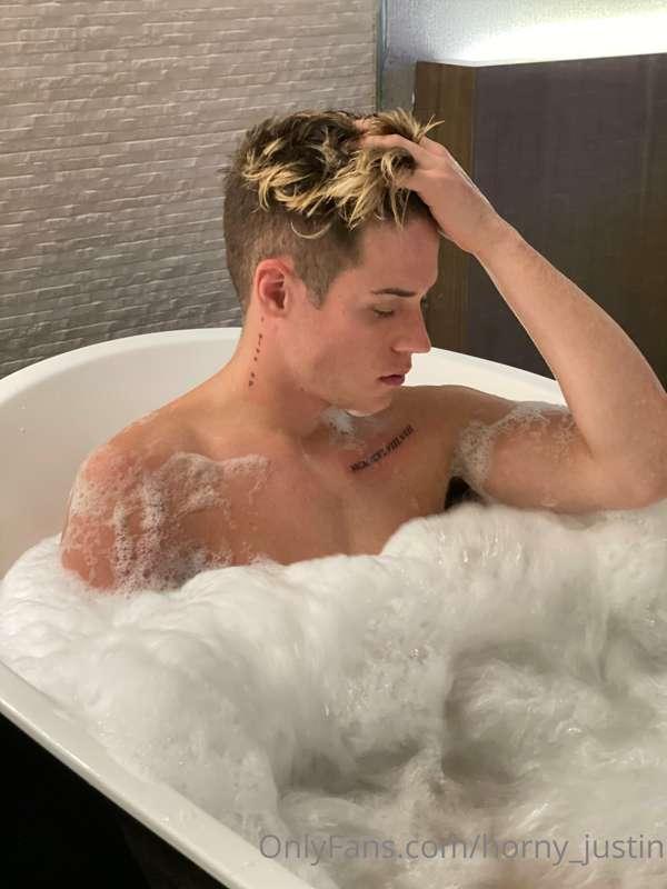 justin_twinkk main image