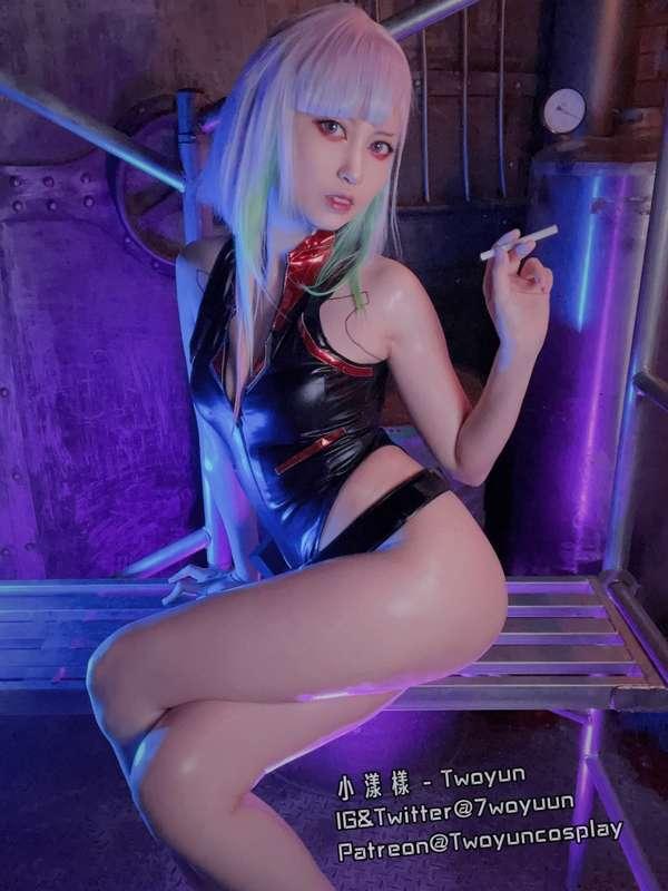 Tier 3 gift got Cyber Punk : Edge Runner's Rebecca and Lucy's photo sets~