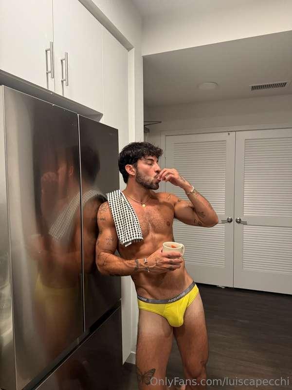 Whipped up something sweet and juicy for you 💦 watch me stri..