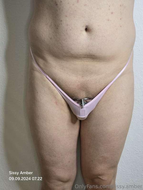 I had to try one of my new G-strings for work today, I picke..