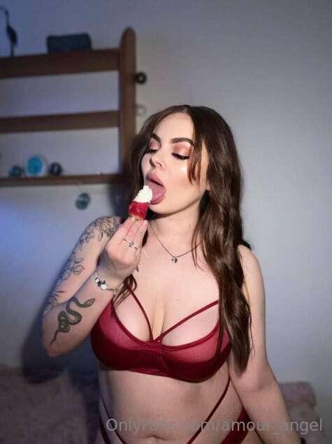 Write to her right now and find out her worst secret🤫🤐🔥 she ..