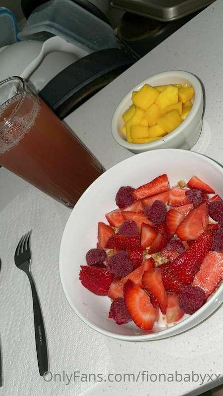 Yum 😋 sweet just like me😈👅💦