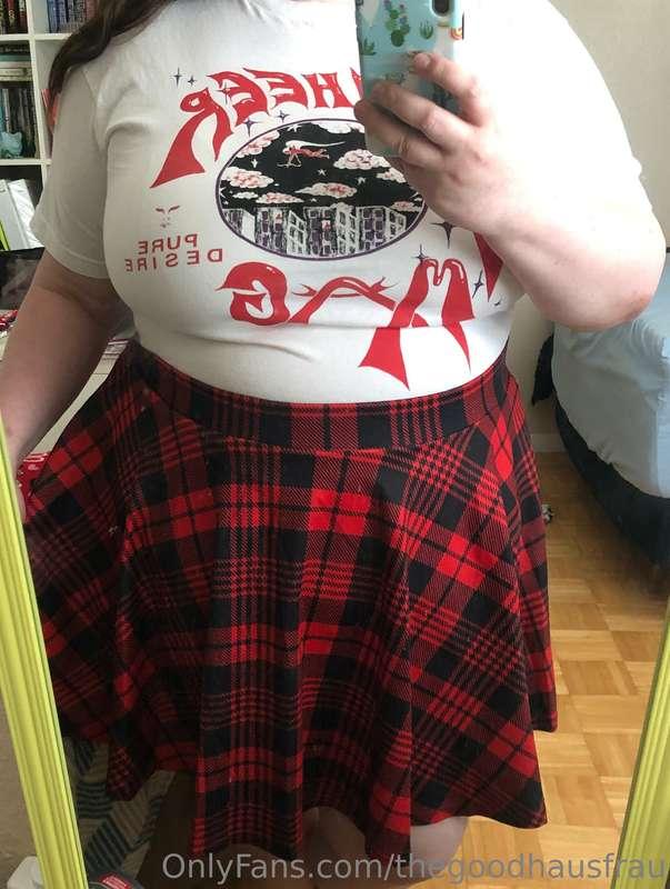 Baby’s First Music Show (since Covid) so have some selfies! ..