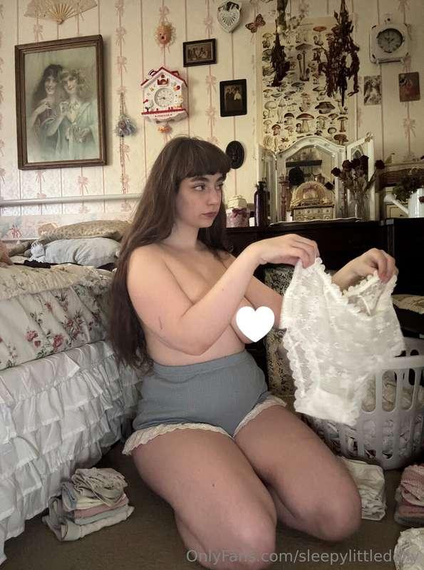 Just folding my laundry 🧺👙pt. 2