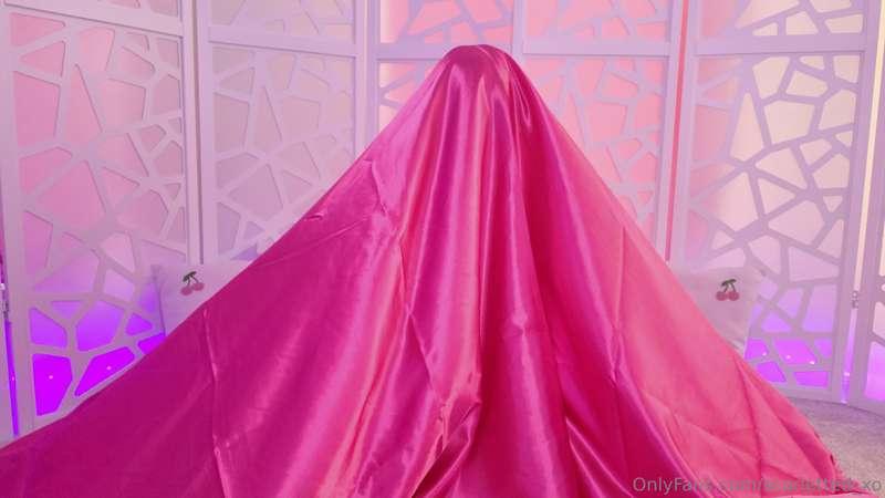 Can you find where the slut is hiding?? Jk keep swiping for ..