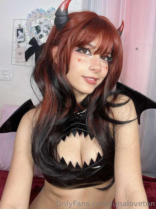 lunaloveton image #14