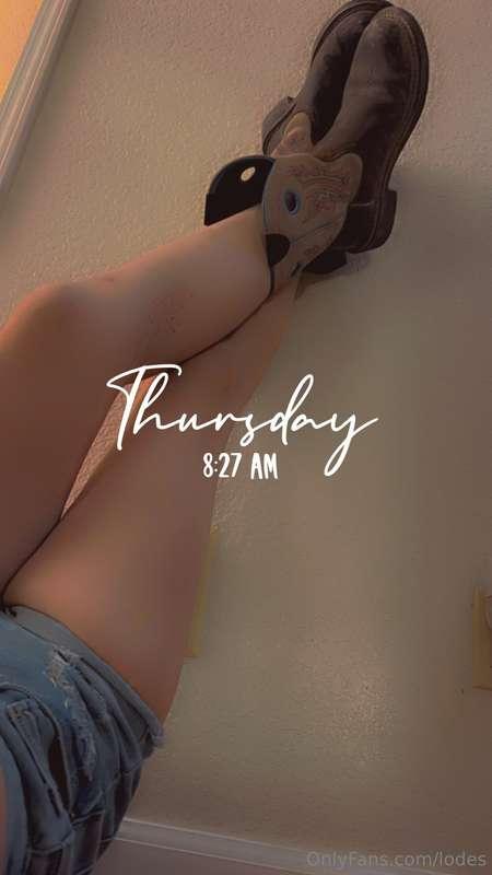 ……..Chores started, but I’m horny and looking for reasons to..