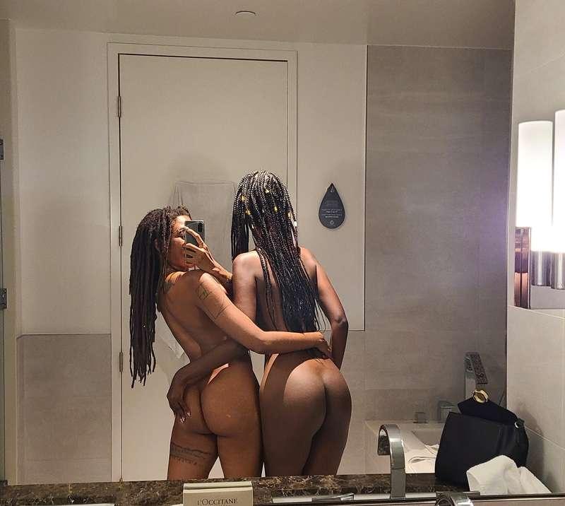Two bodies, one wicked plan 😈🔥 We’re about to make the hotte..