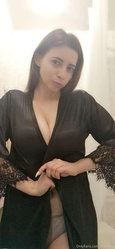 My black peignoir for you.. and I wanna take it off right no..