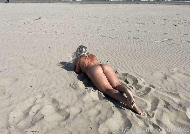 Hi to all the new subscribers. How is my beach vibe?