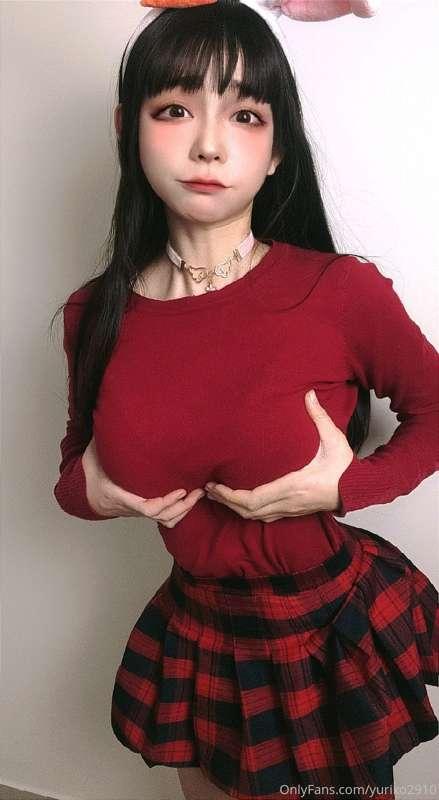 Can you help me a hand🌸? Its so heavy 💦
(*˘︶˘*).｡*❤️ i will ..