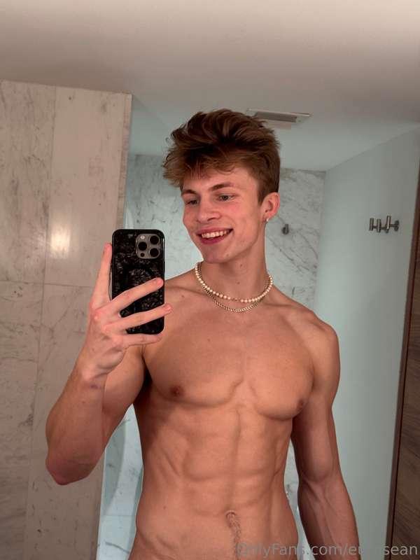 You know what time it is ;) 🚿 