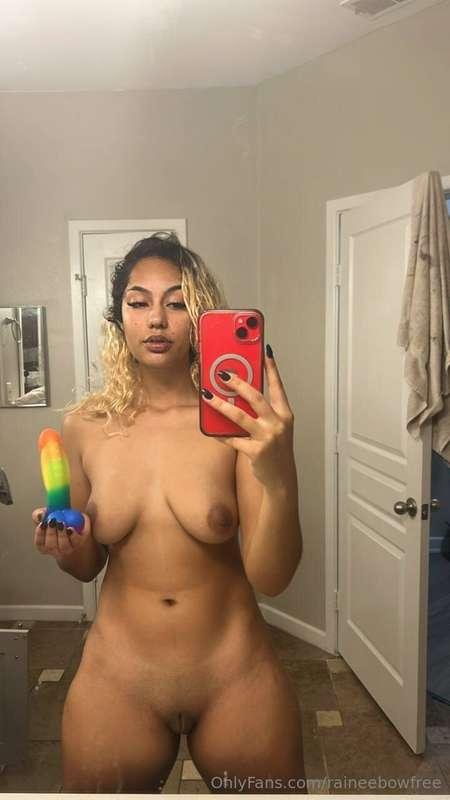 GO TO MY OTHER ACCOUNT FOR MOREEEE LONGER VIDEOS @iloveraine..