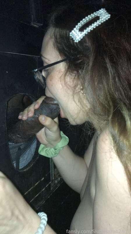 sluttysarah2467 image #9