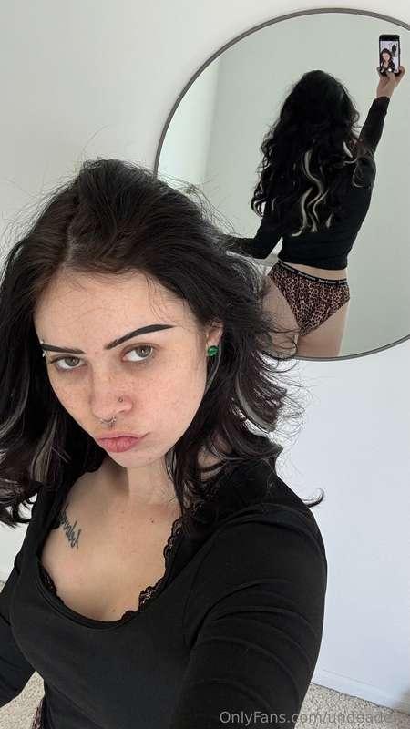 are you keeping your eyes on me? 😘