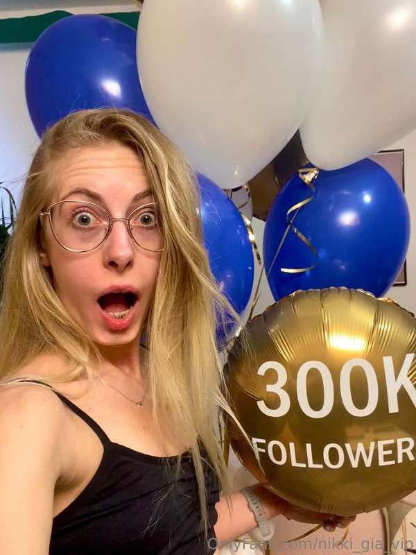 300 000 followers on Chaturbate! 🤯🎉  Thank you so much for s..