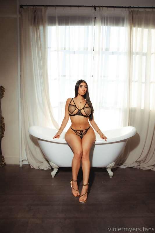 Do you miss seeing me playing myself in the bathtub? 🥰
