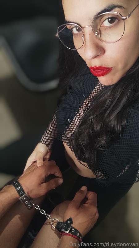 Would you like to know if you qualify to be my submissive sl..