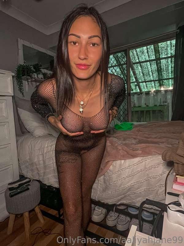 Do you wanna see the front uncovered 😍 my tits and pussy in ..
