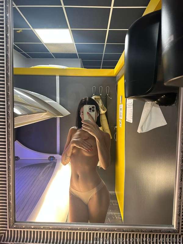 👀