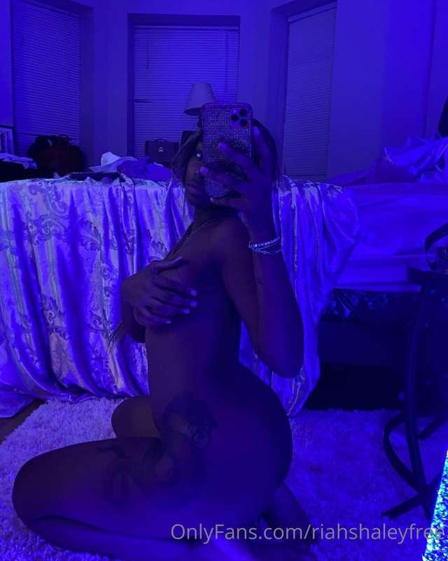 riahshaleyfree image #0