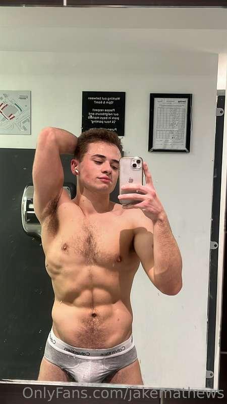 Hope you’ve all had a fun filled naughty chrismtas 😏😜 got lo..