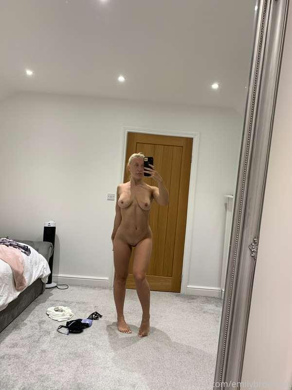Just brought the biggest mirror! Plenty of nudes coming your..