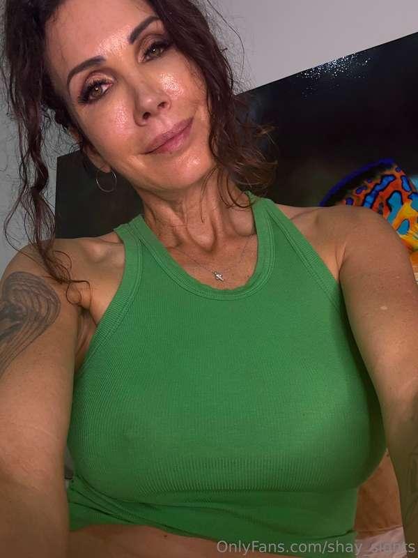 Did you wake up as horny as me? 💋