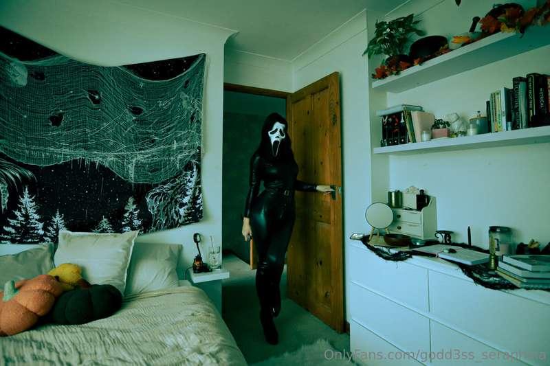 godd3ss_seraphina image #1