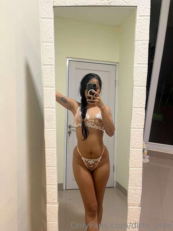 Brown sugar soo sweet wanna lick it baby?