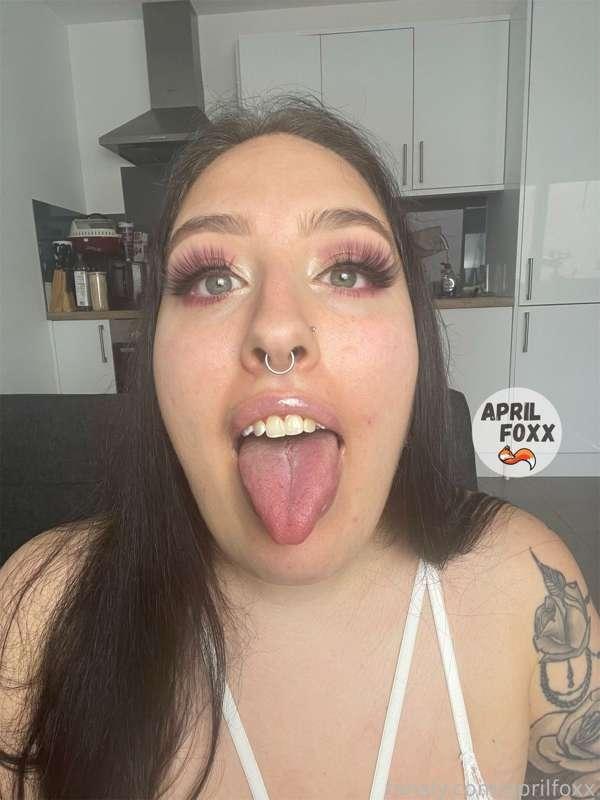 aprilfoxx image #0