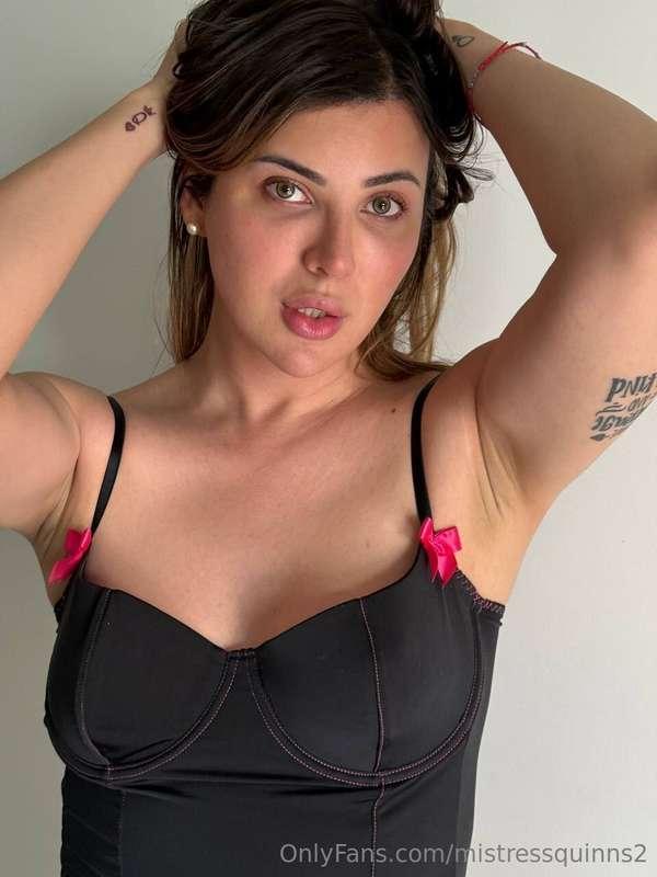 catch me looking like ur dark lil fantasy rn 😘 