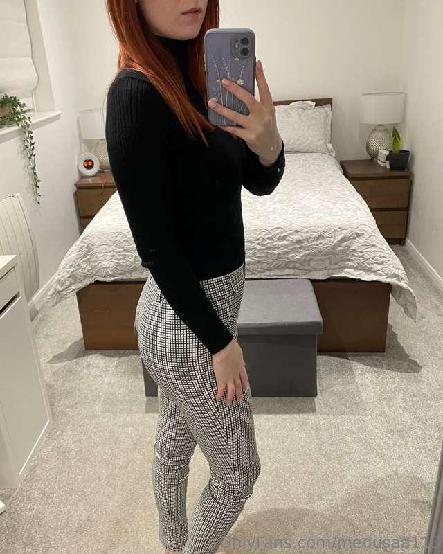 Swipe to take my clothes off..
