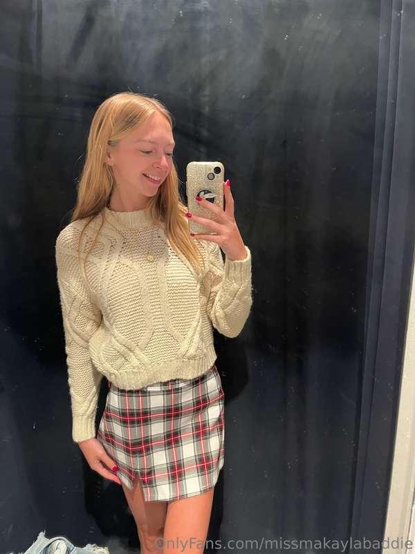 Christmas Skirt 🎄❤️ Yay or Nay? 