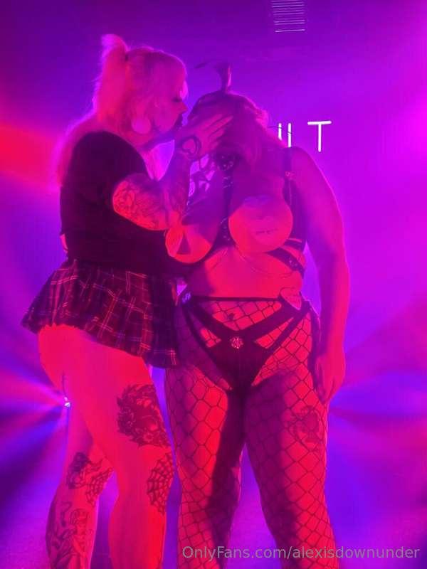 alexisdownunder image #5