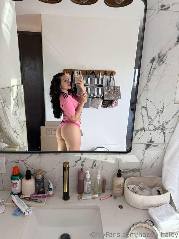 like this pic for a free tit pic 💝