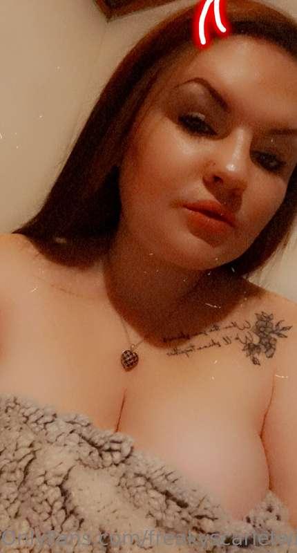 freakyscarletwitch19 image #0