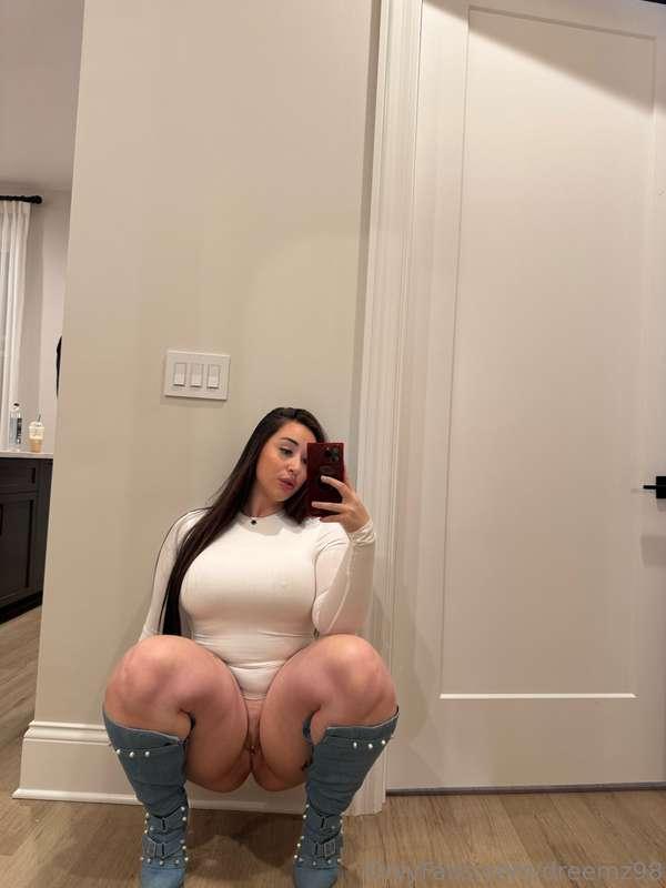Easy access. Hehe🥰🤭