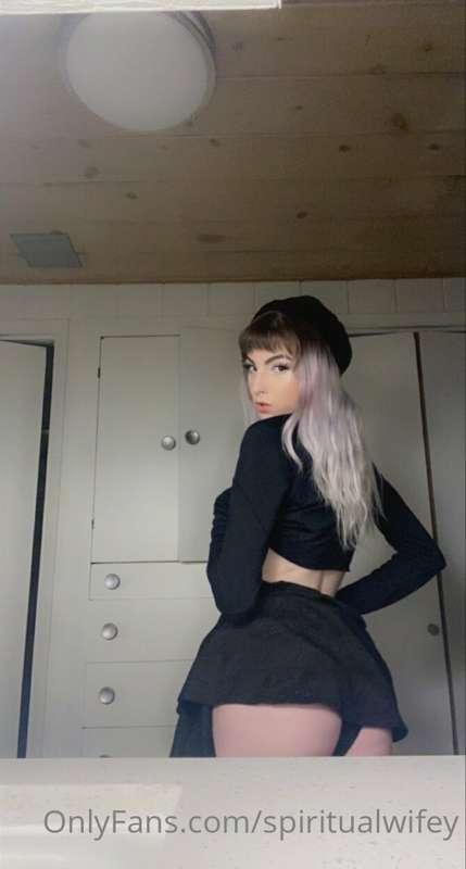 spiritualwifey image #0