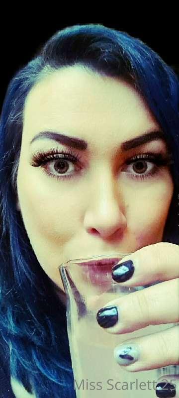 Blue hair dont care!
Not your typical Vday picture but this ..