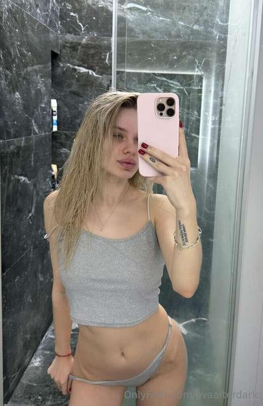💞Hello, I’m Sylvia @sylwia_laly, 🥰 I’m 20, and between lectu..