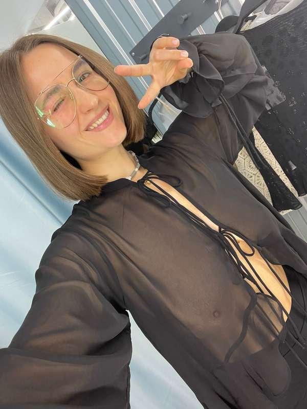 klara_si_ image #3