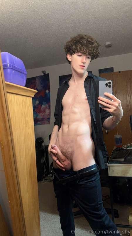 twink_shy image #8