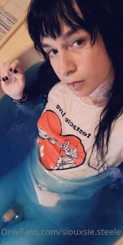 come on in, the waters warm 🥰