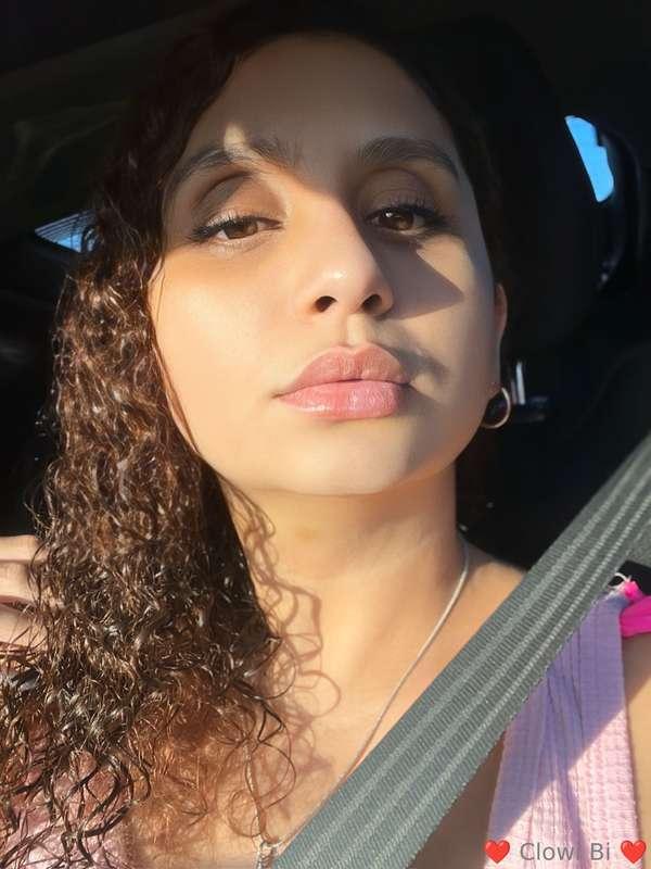I want you to see me suck my dildo with my little mouth on a..