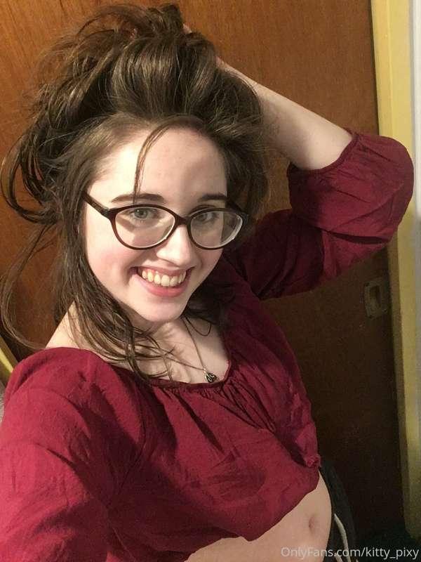 Hi cuties ❤️ A lil SFW content never hurt anyone 😘