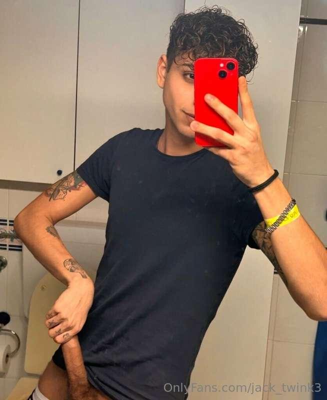 Mi sono svegliato così !! Come facciamo mo ?! 😏🔥