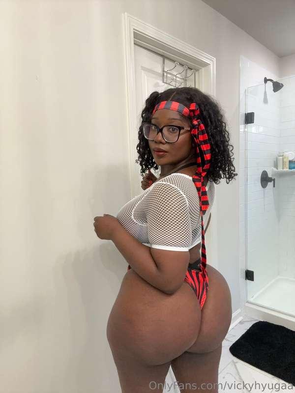 Let's get wet, baby🤤