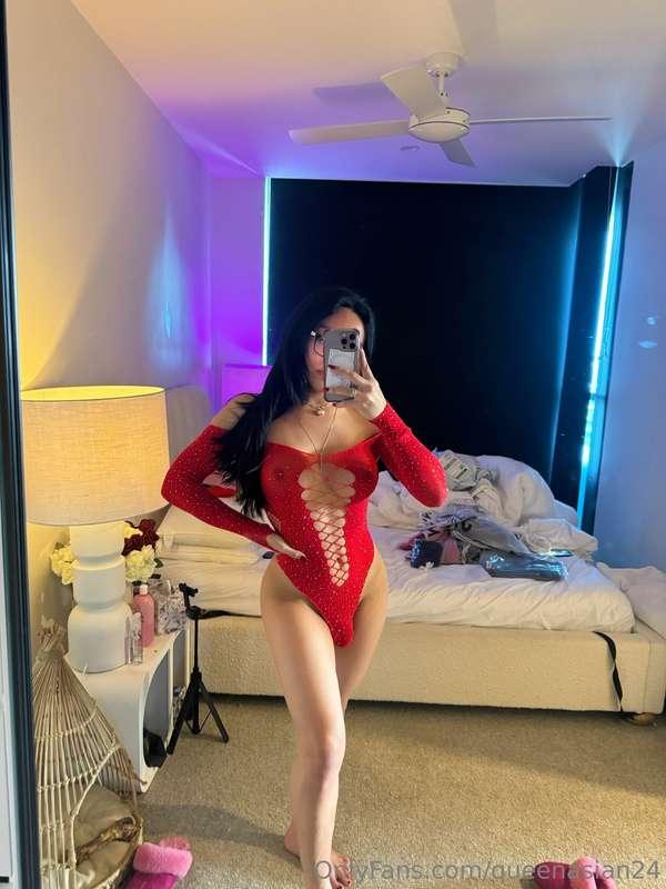 I got a 5 lingerie arrive today!🤩Im gonna make videos soon!😈..