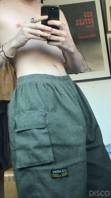 this soldier has gone commando